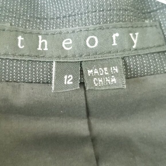 Classic Black Women's Blazer - Picture 6 of 14